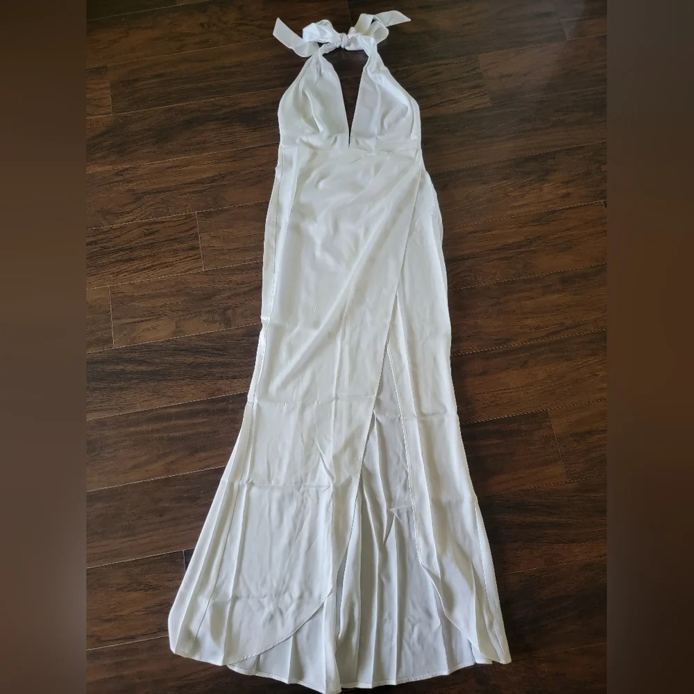 New Nookie Stella Satin Plunge Neckline Mermaid Sexy High Front Slit Gown Medium - Picture 5 of 16